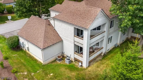 Hardyston Twp., NJ 07419,2 Harker Hill Dr #2