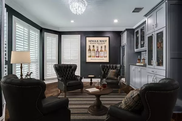 Plano, TX 75025,8104 Greensboro Drive