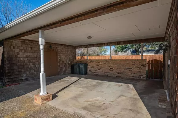 Terrell, TX 75160,1102 Griffith Avenue