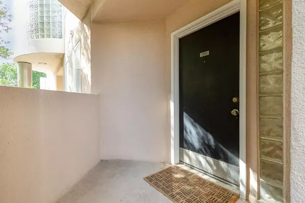 4040 Avondale Avenue #209, Dallas, TX 75219