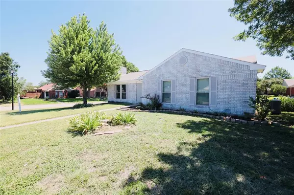 Coppell, TX 75019,991 Redcedar Way Drive