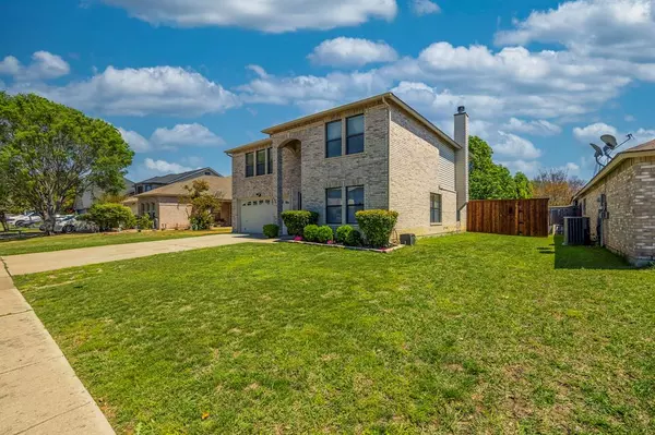Grand Prairie, TX 75052,3144 Longbow Drive