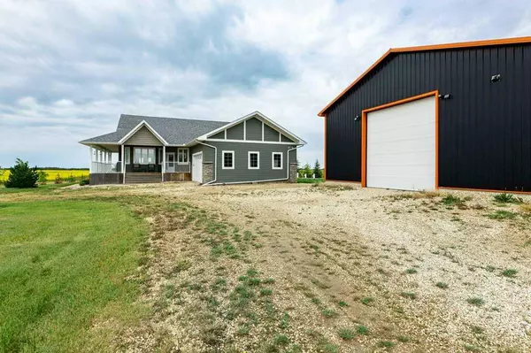 47536 Range Road 213, Rural Camrose County, AB T4V 1X8