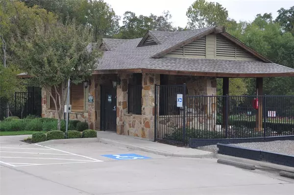 Oak Point, TX 75068,409 Northbrook Avenue