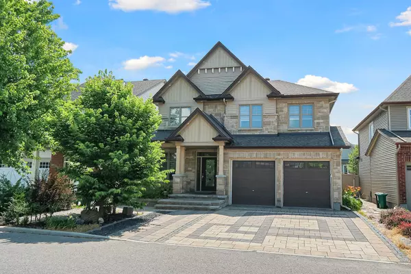 512 Elm Park AVE, Barrhaven, ON K2J 5X9