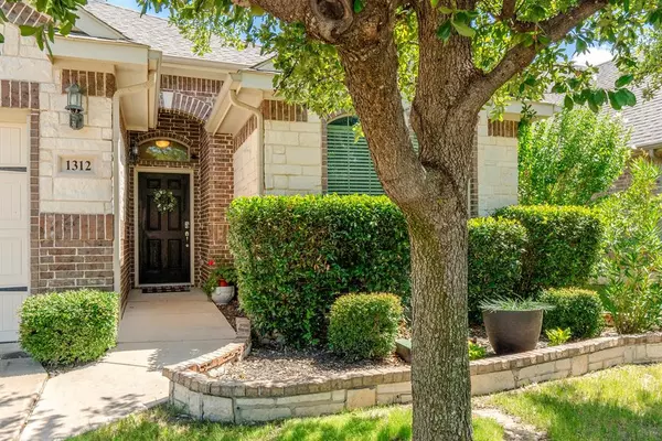 Fort Worth, TX 76131,1312 Shalimar Drive