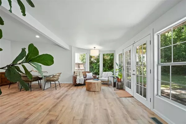 Dallas, TX 75238,8742 Mediterranean Drive