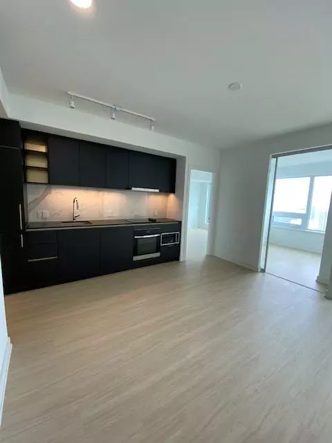 Toronto C01, ON M4Y 0J5,8 Wellesley ST W #5708