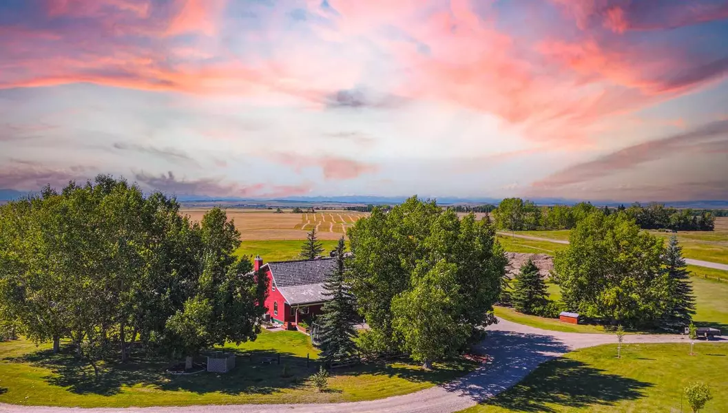 32 Aventerra WAY, Rural Rocky View County, AB T3Z 0B1