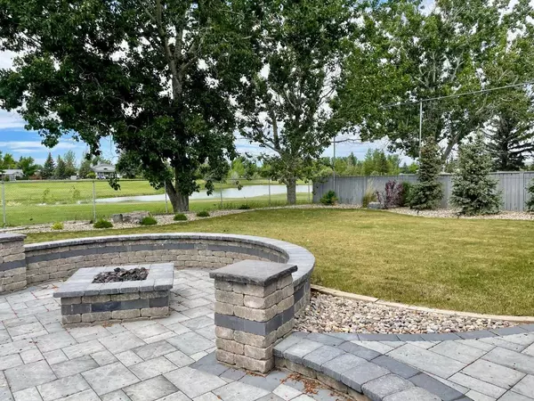 Coaldale, AB T1M 0A3,2804 23 ST