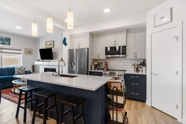 243 Heritage HTS, Cochrane, AB T4C3A7