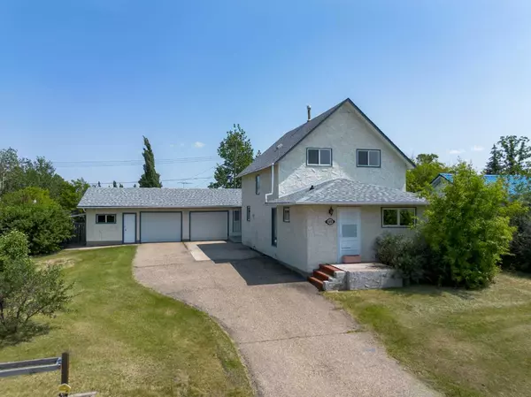 1835 23 Avenue, Delburne, AB T0M 0V0