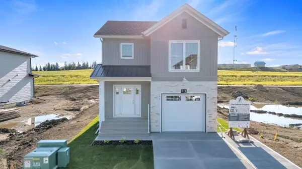 111 Crestview BLVD, Sylvan Lake, AB T4S 0V8