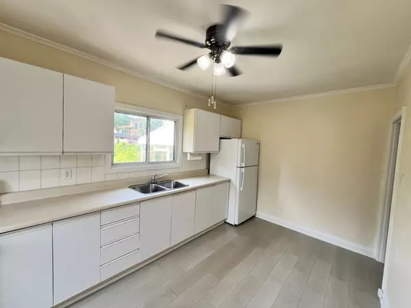 Pickering, ON L1W 2T7,556 West Shore blvd BLVD #Main floor