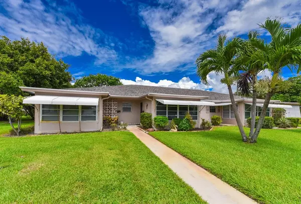 1382 High Point Way NE B, Delray Beach, FL 33445