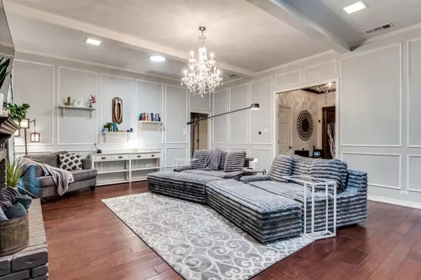 Dallas, TX 75248,6211 White Rose Trail
