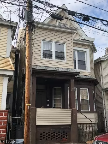 12 Pennington St, Paterson City, NJ 07501