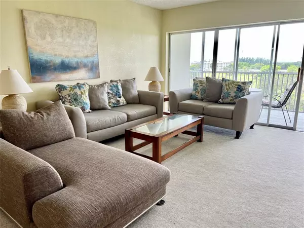 Pompano Beach, FL 33069,3000 N Palm Aire Dr #603
