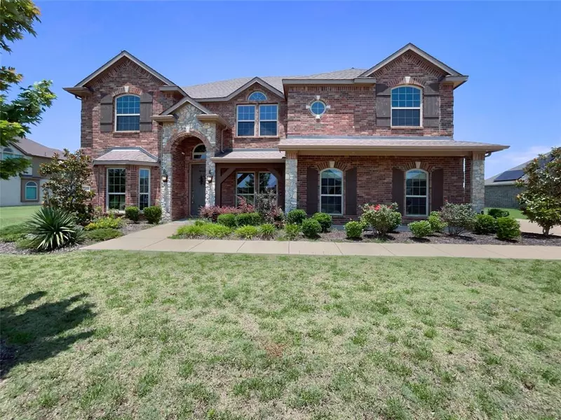 233 Stonegate Way, Red Oak, TX 75154