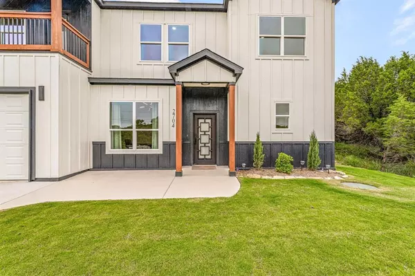 Granbury, TX 76048,2704 Creek Drive