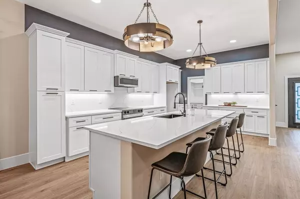 Granbury, TX 76048,2704 Creek Drive