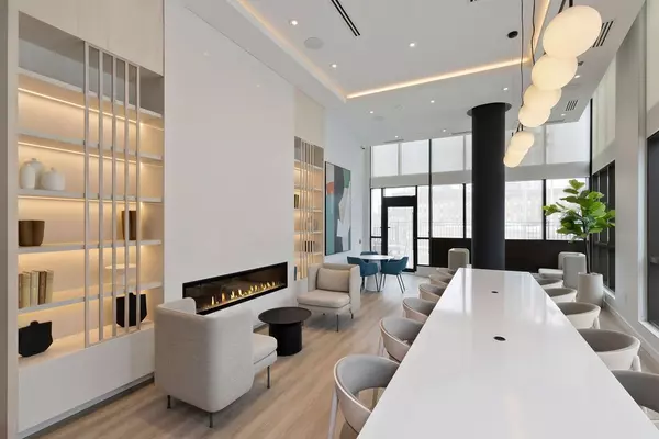 Toronto C15, ON M2J 0H8,325 Yorkland BLVD #3304