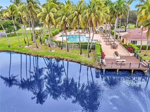 611 Lyons Rd #8102, Coconut Creek, FL 33063