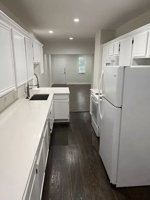 Dallas, TX 75219,3929 Gilbert Avenue #6