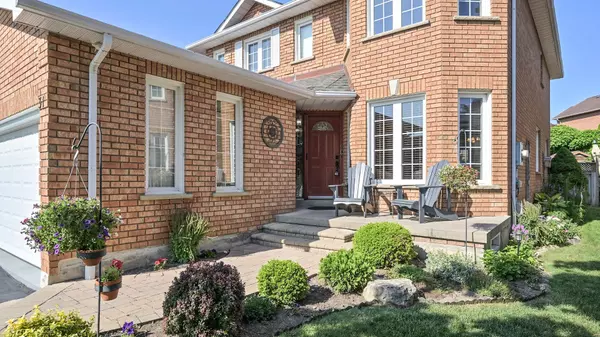 31 Waller ST, Whitby, ON L1R 1Z8
