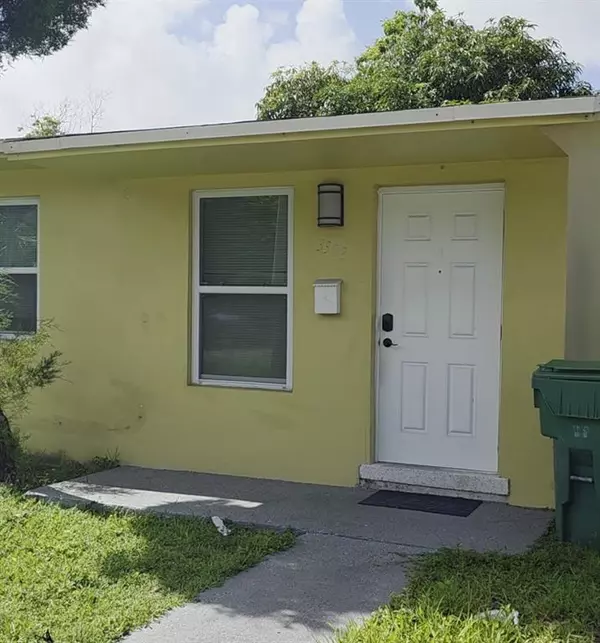 3300 SW 9th Ter, Miami, FL 33135