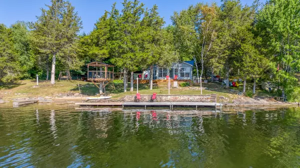 Rideau Lakes, ON K0E 1N0,1328 LB13 RD