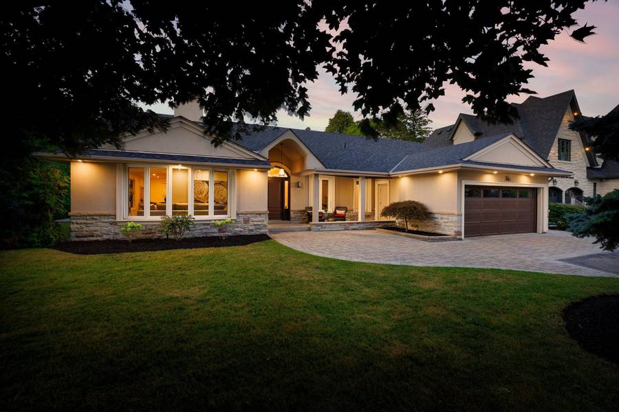 104 Princess Anne CRES, Toronto W08, ON M9A 2R2