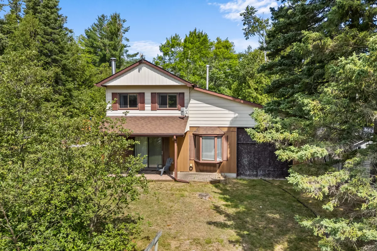 Kawartha Lakes, ON K0M 1A0,29 Aspen DR