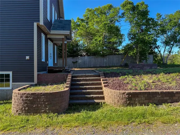 69 Angels Road, Paradise, NL A1L 2C7