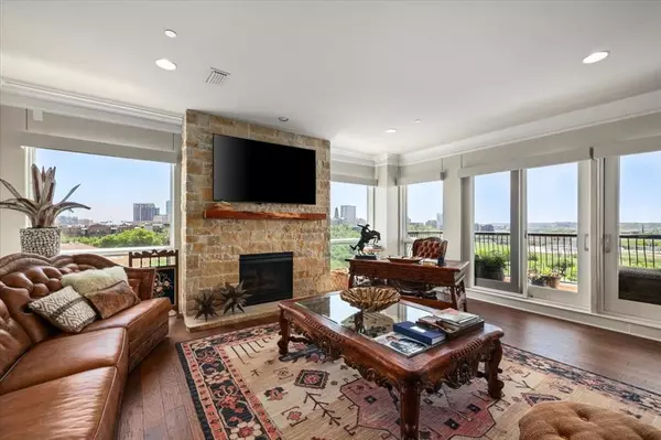 Fort Worth, TX 76102,501 Samuels Avenue #510
