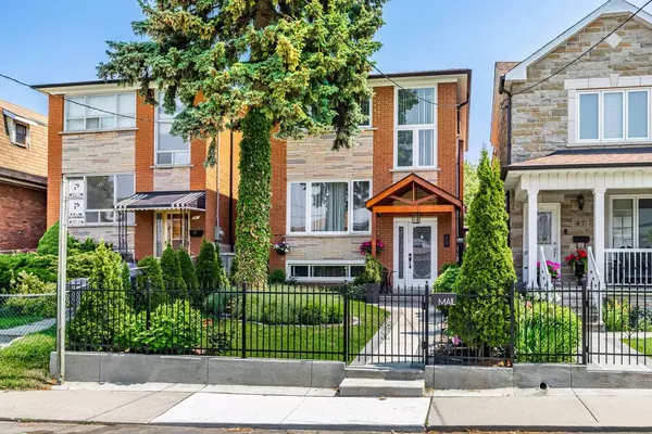 49 Lapp ST, Toronto W03, ON M6N 3W5
