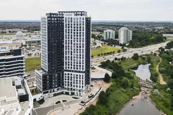 Mississauga, ON L5M 2T2,2495 Eglinton AVE W #1401