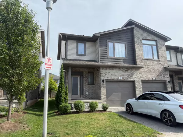 1960 Dalmagarry RD #139, London North, ON N6G 0A6