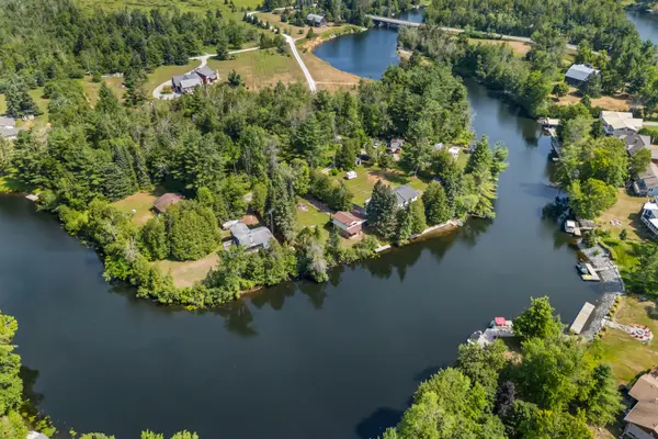 Kawartha Lakes, ON K0M 1A0,29 Aspen DR