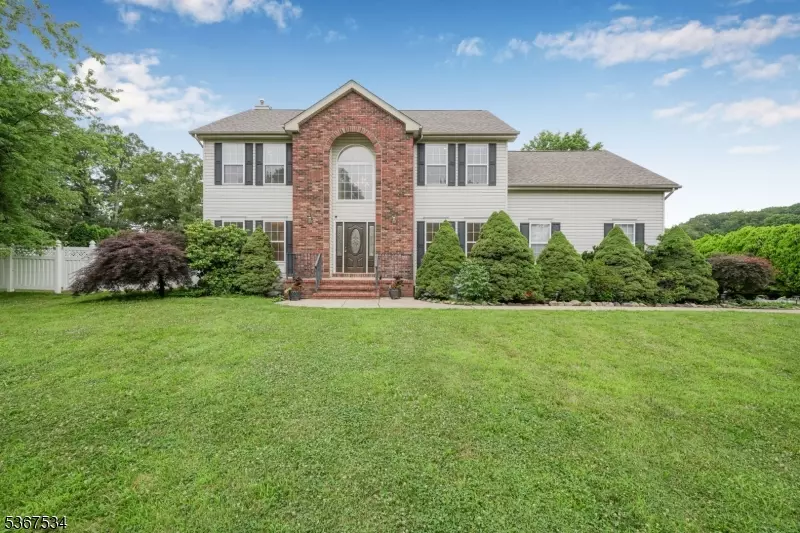 2 Eileen Court, Parsippany-troy Hills Twp., NJ 07054