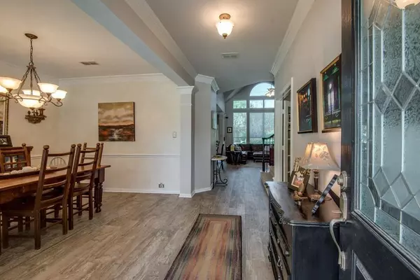 Grapevine, TX 76051,817 Water Oak Drive