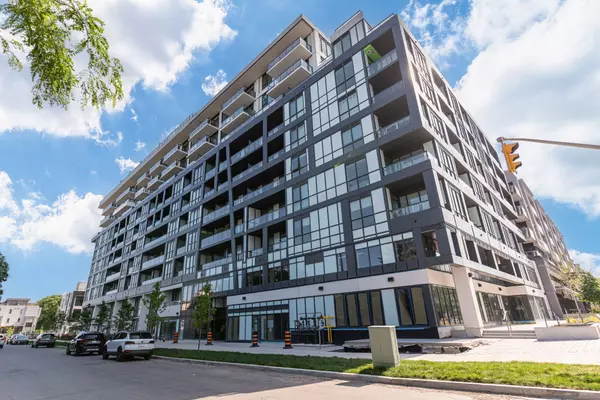 Toronto C15, ON M2K 0H6,6 Greenbriar RD #106