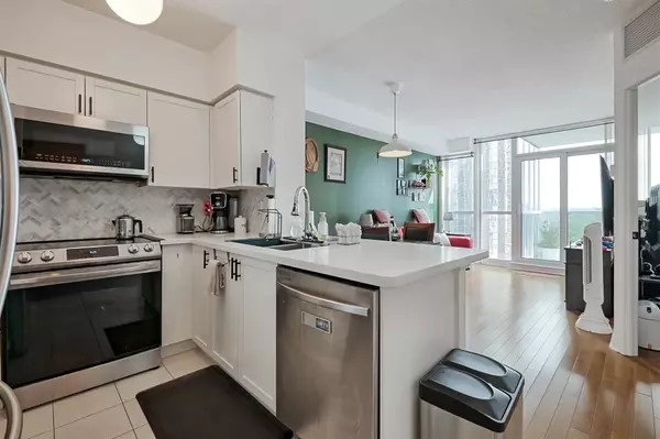 Toronto C07, ON M2N 7G9,4968 Yonge ST #1507