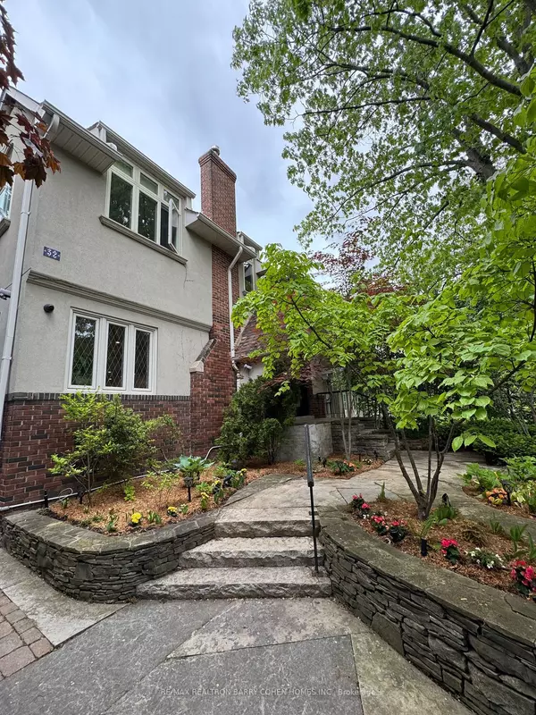 Toronto C12, ON M6N 4T1,32 Beechwood AVE