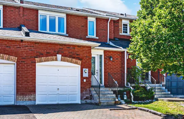 8 Rolling Hills LN, Caledon, ON L7E 1T9