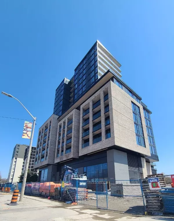 86 Dundas ST E #817, Mississauga, ON L5A 1W4