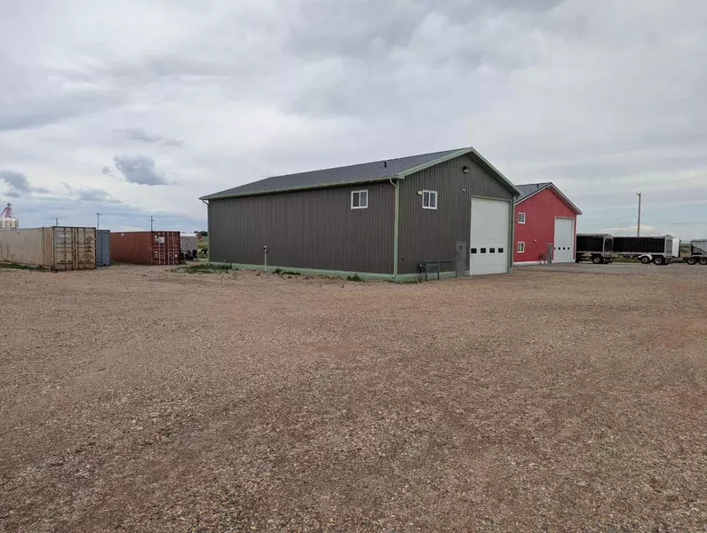 118 13 ST, Nobleford, AB T0L 1S0