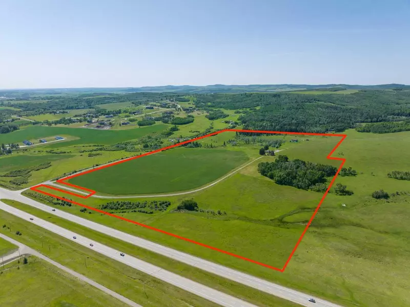 #100 168027 179 AVE W, Rural Foothills County, AB T1S 2S2