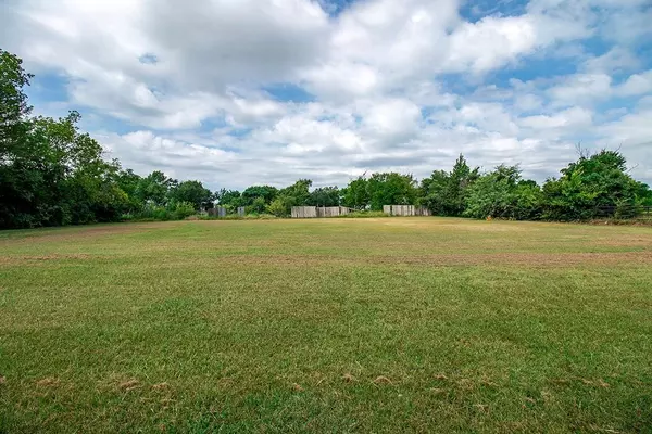 Seagoville, TX 75159,1903 Seagoville Road