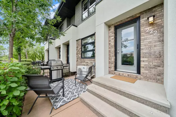 Calgary, AB T3H 0H9,222 Aspen Hills Villas SW